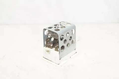 Article ZL4Y