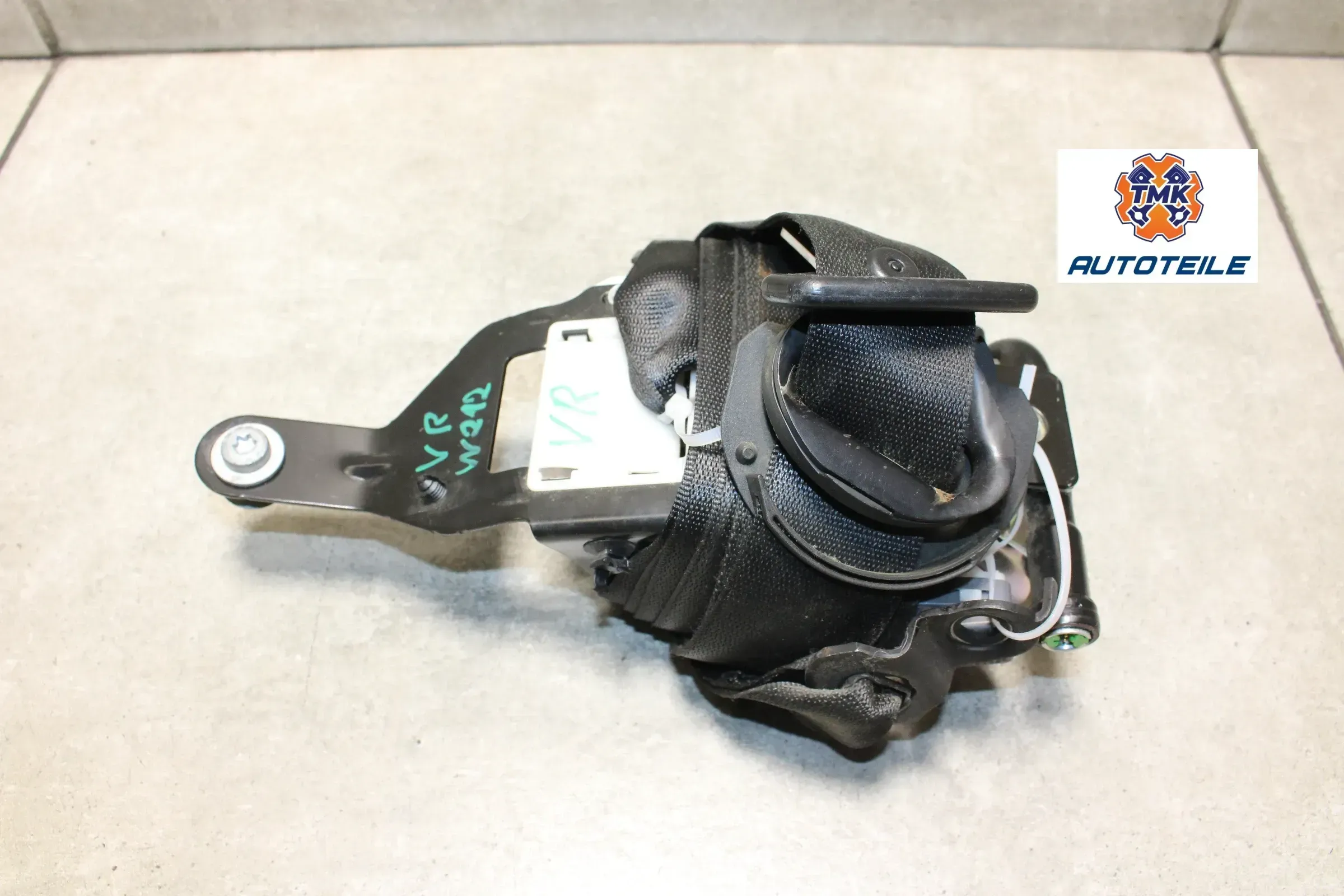Mercedes W212 S212 Gurt Sicherheitsgurt vorne rechts A2128600886 - Bild 1