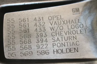 Opel Meriva B Motorabdeckung Ventildeckel 1.4 A14NEL 55561431 - Bild 6