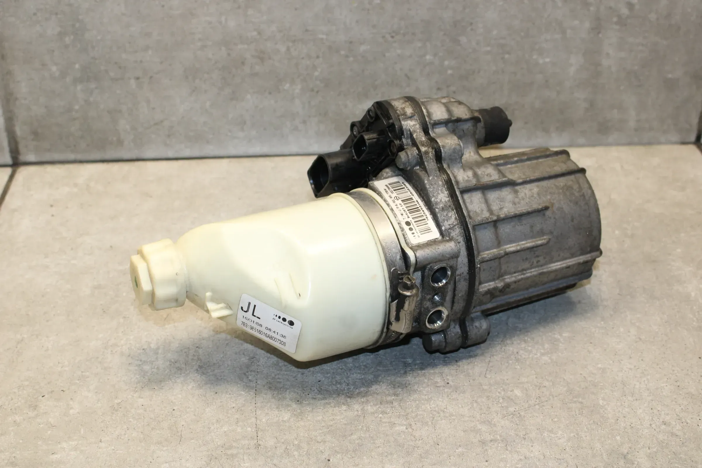 Opel Astra H Zafira B Servopumpe Pumpe Servo Servolenkung ZF 13276990 - Bild 1