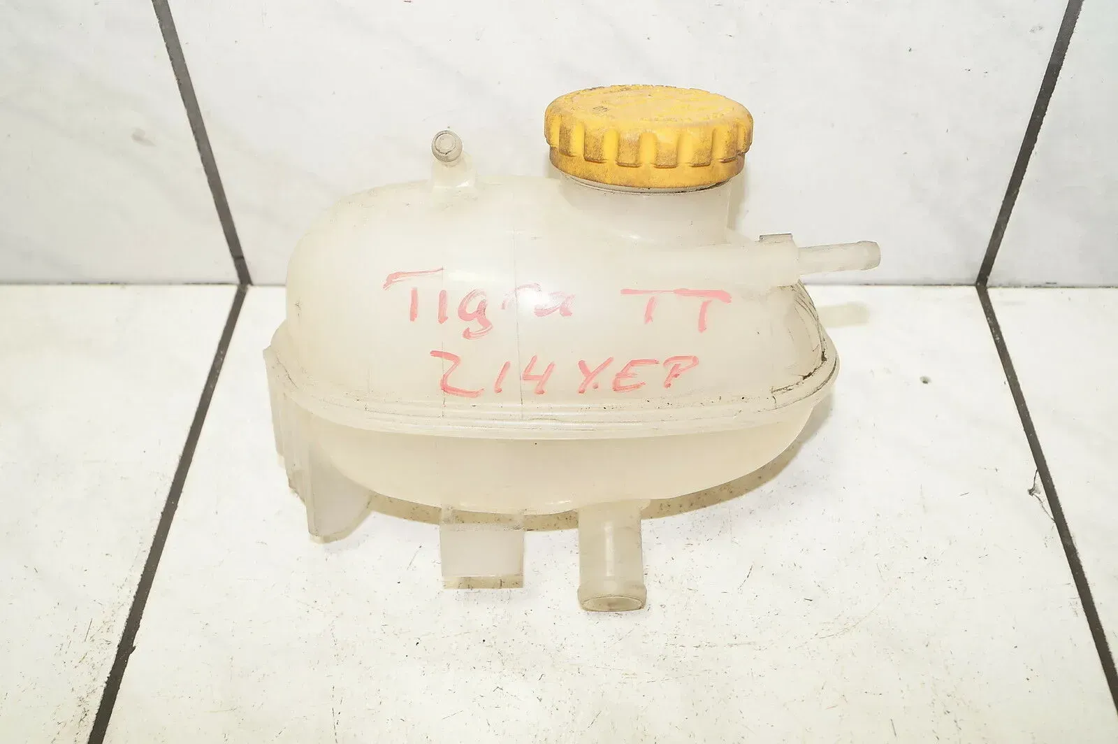 Opel Tigra B Twintop 1,4 Kühlwasserbehälter Ausgleichsbehälter 09129170 - Bild 1