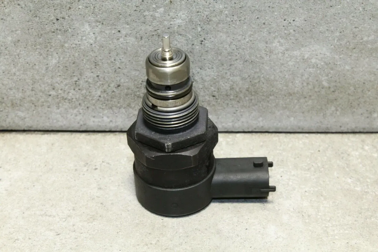 1,7 Drucksensor Kraftstoffdrucksensor A17DTS Opel Astra J 0281002507 21441780 - Bild 1