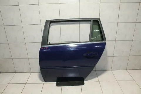 Background image for Tür hinten links Fahrerseite Z20Z Royalblau Opel Vectra C Caravan
