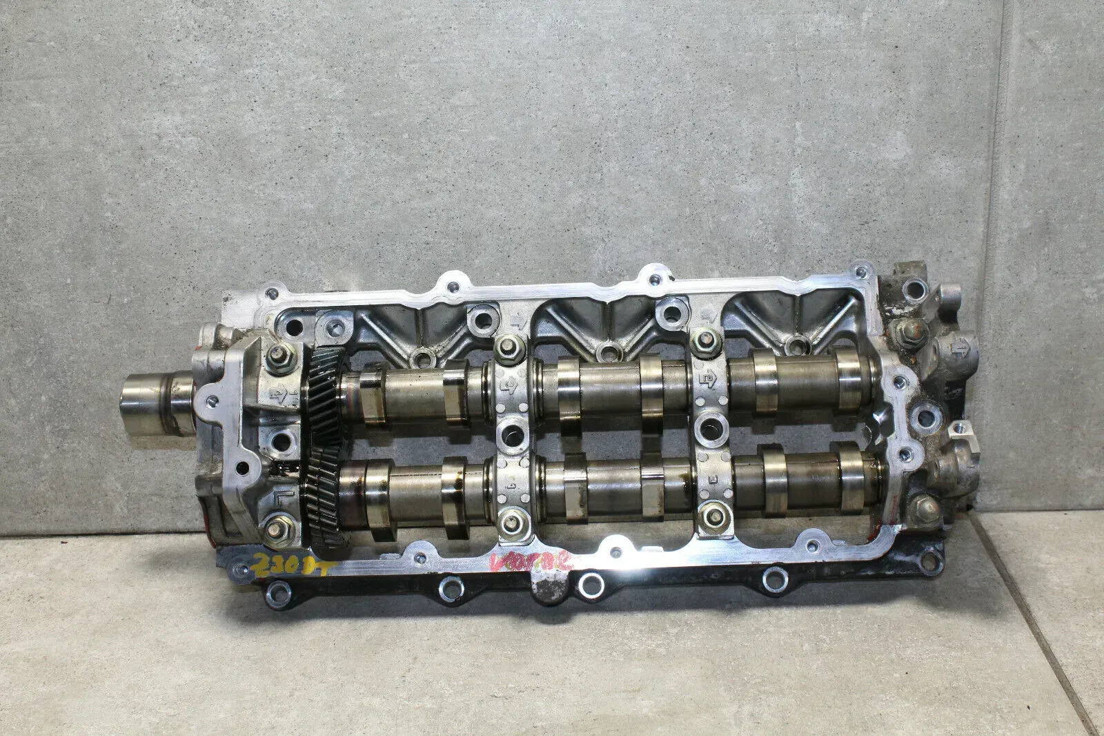 3,0 Nockenwellengehäuse Nockenwellen Nockenwelle vorne Z30DT Opel Vectra C - Bild 1