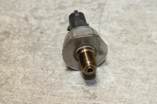 Opel Astra K Drucksensor Kraftstoffdruck 1.6 B16DTE 45PP3-5 15133806494 - Bild 2