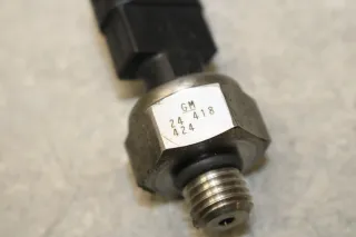 Opel Signum Vectra C Zafira B Drucksensor Kraftstoffdruck 2.2 Z22YH 24418424 - Bild 5