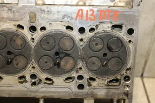 Opel Corsa D Meriva B Astra J Zylinderkopf 1.3 CDTI A13DTE 55206388 - Bild 7