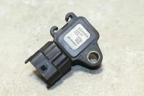 Background image for 1,4 Ladedrucksensor Sensor Ladedruck A14XER Opel Meriva B Corsa D 12644228