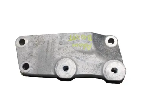 Background image for Adam Getriebehalter Halter Getriebe 1,0 Turbo 85 KW B10XFT Opel 13381848