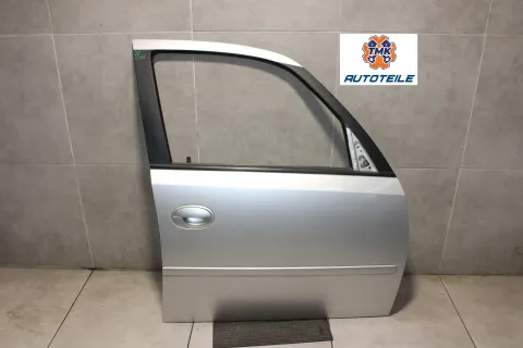 Background image for Opel Meriva A Tür vorne rechts Beifahrertür Z157 Starsilber