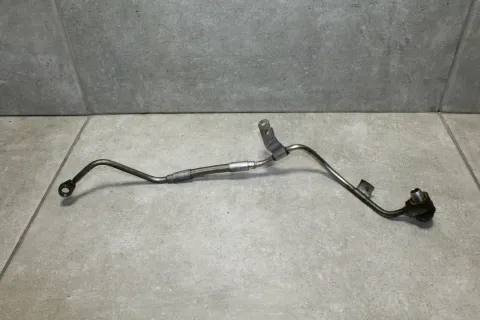 Background image for Ölleitung Leitung Öl Rücklaufleitung Opel Astra J 429147374