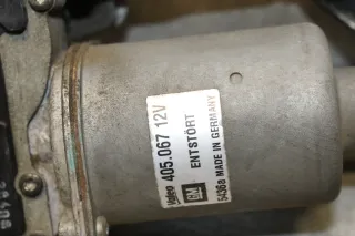 Opel Corsa D Wischermotor Scheibenwischermotor Wischergestänge Vorne 13182340 - Bild 4