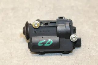 Opel Corsa D Stellmotor Tankklappe Tankdeckel - Bild 3