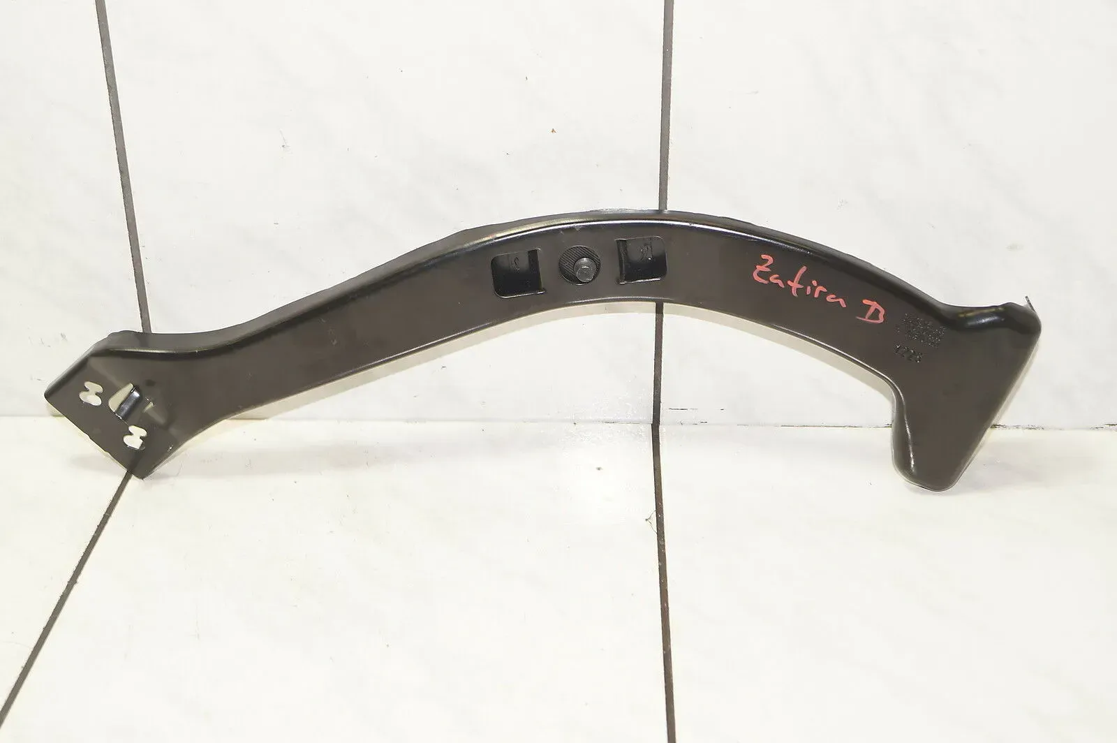 Opel Zafira B Halter Schließplatte Sitzlehne Sitz Notsitz 3-Reihe HL 13167406 - Bild 1