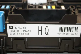 Opel Zafira B Astra H Sicherungskasten Relaiskasten Sicherungen Relais 13220831 HQ - Bild 5