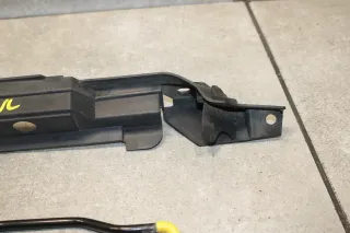 Opel Corsa D Verkleidung Abdeckung Befestigung Kotflügel Links 13266903 - Bild 4