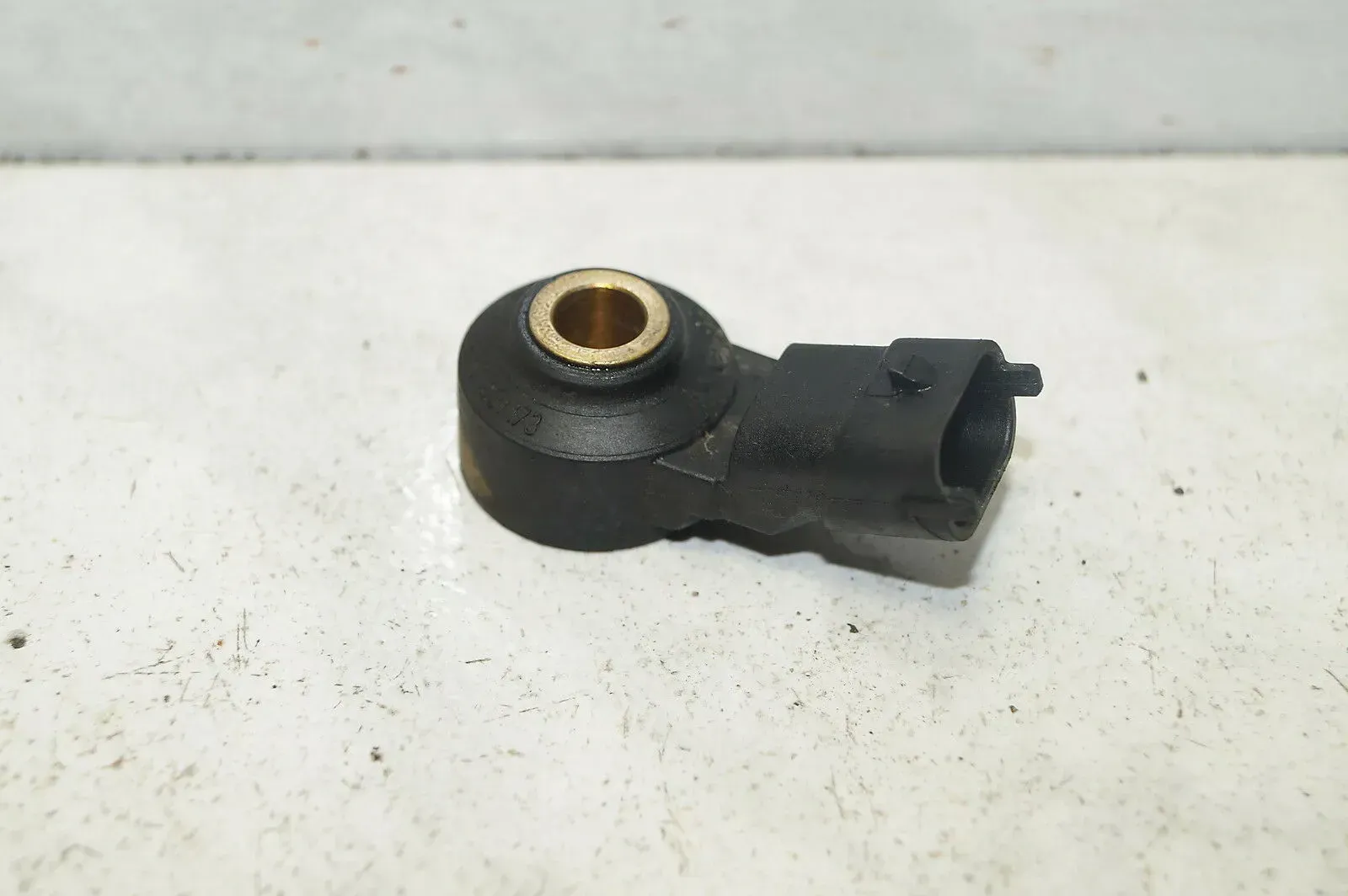 Opel Meriva A Corsa C Combo C Klopfsensor Impulsgeber Sensor 0261231173 - Bild 1