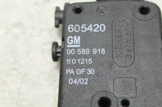 Astra G Cabrio Stellmotor ZV Tankklappe Tankdeckel Opel 90589918 - Bild 4
