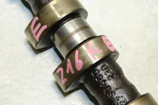 1,6 74 KW Nockenwelle Einlassnockenwelle Z16XE Opel Meriva A 90400230 - Bild 3