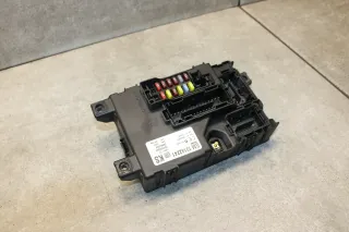 Opel Corsa D Sicherungskasten Relaiskasten Sicherungen entheiratet 13142241 KS - Bild 3