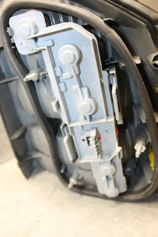 Opel Vectra C GTS Rücklicht Rückleuchte Fahrerseite links 13157646 BE - Bild 8