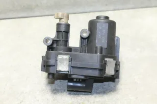 Astra J Insignia A Drallklappe Stellmotor A20DTH 2.0 CDTi 118 KW Opel - Bild 2