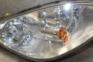 Mitsubishi Colt CZC Scheinwerfer Beifahrerseite Rechts Halogen 0301208202 - Bild 2
