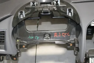 Opel Astra J GTC Armaturenbrett Cockpit - Bild 9