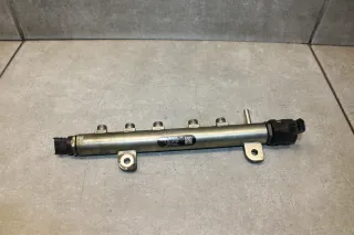 Opel Astra H Zafira B Verteilerrohr Einspritzleiste Rail 1.9 Z19DT 0445214056 - Bild 2