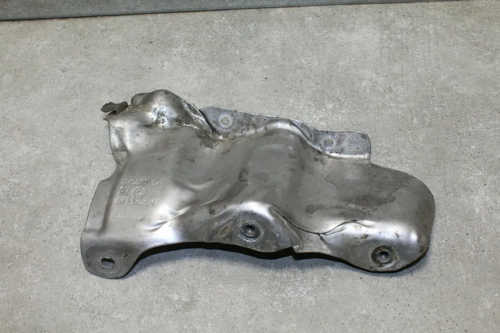 Wärmeschutzblech Hitzeblech Katalysator Opel Zafira C Tourer A20DTH 55492716 - Bild 1