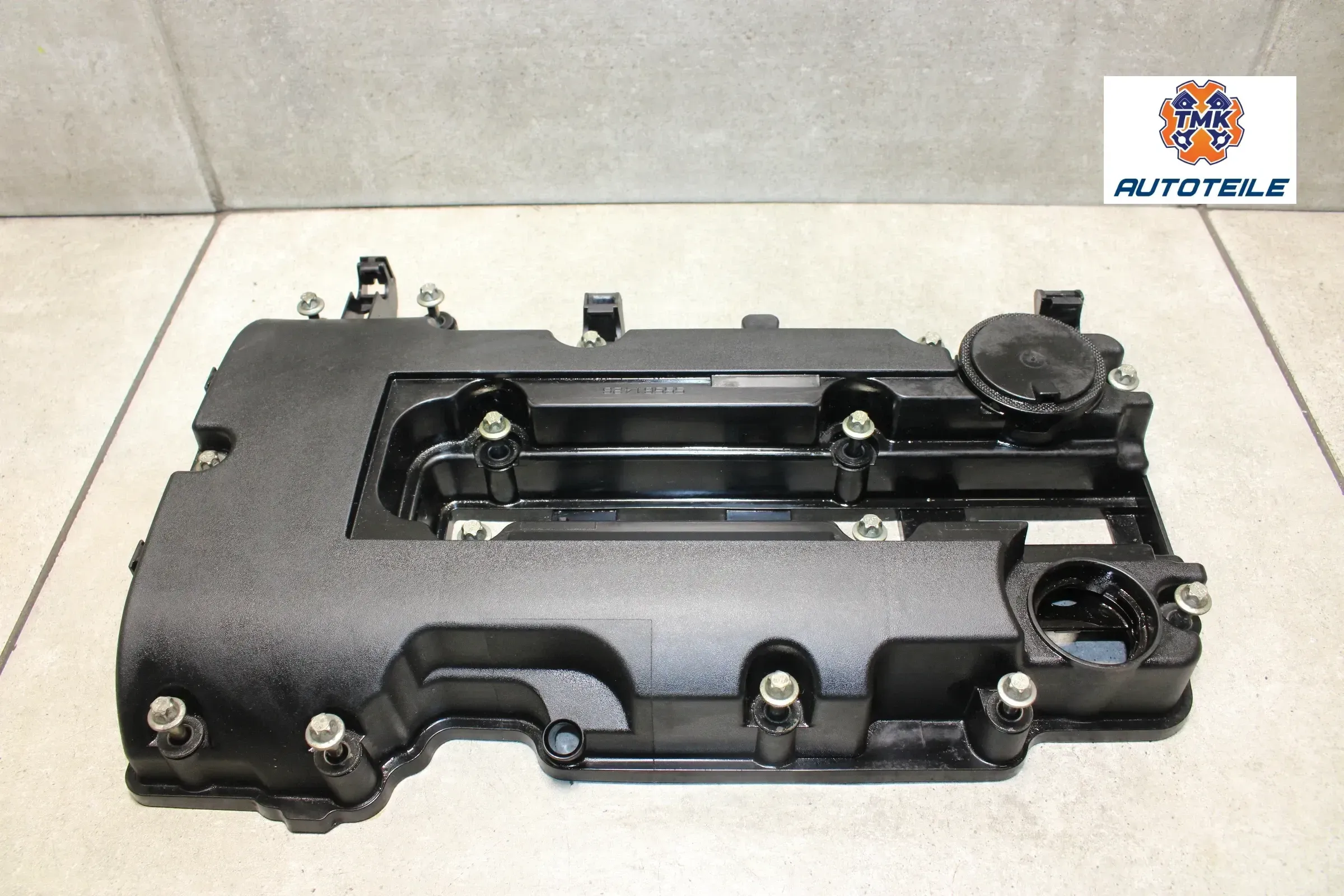 Opel Corsa D Adam Motorabdeckung Ventildeckel 1.2 63 51 KW A12XER A12XEL 55561426 - Bild 1