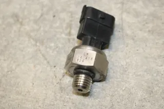 Opel Signum Vectra C Zafira B Drucksensor Kraftstoffdruck 2.2 Z22YH 24418424 - Bild 5
