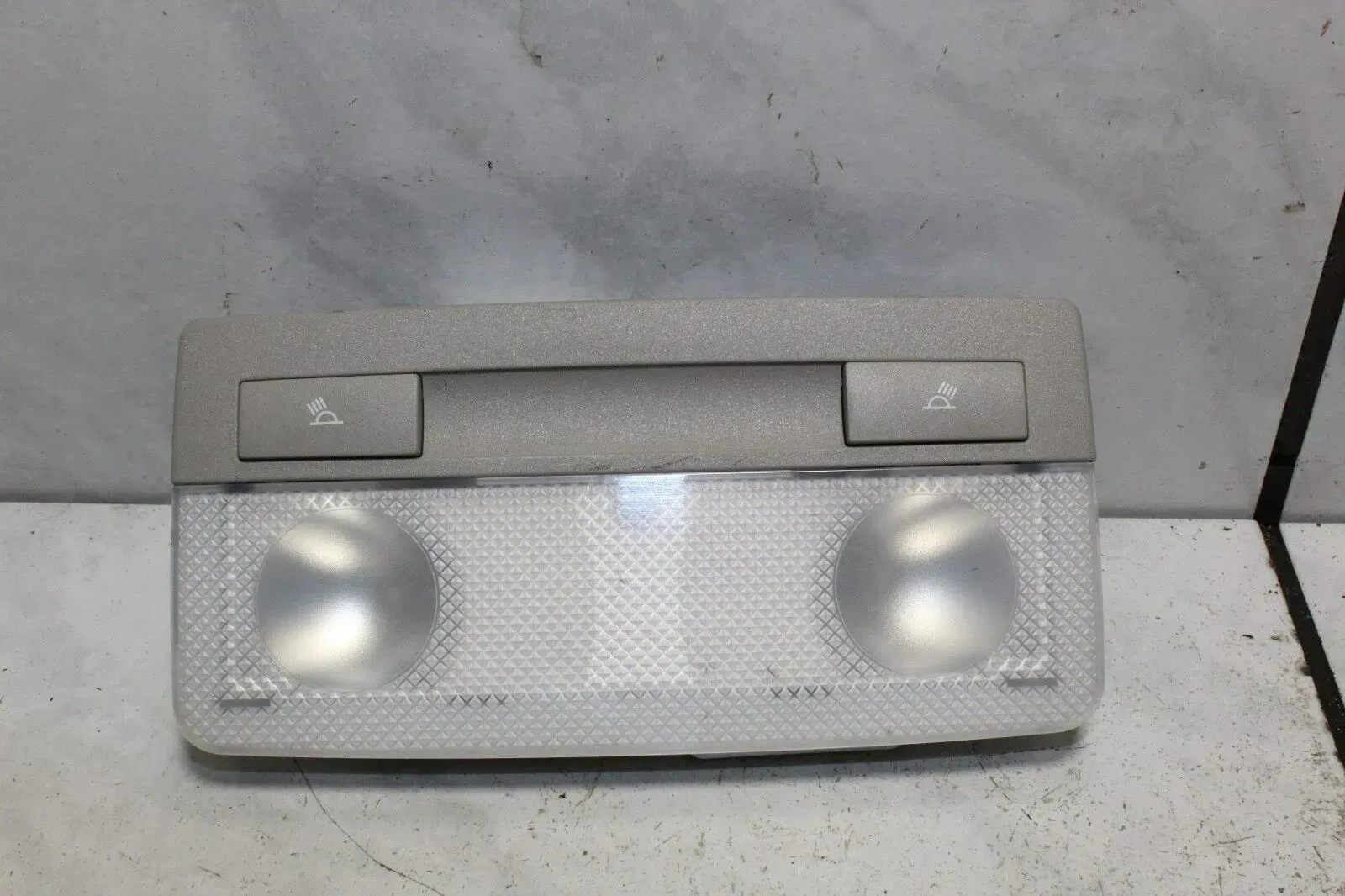 Opel Meriva B Innenraumbeleuchtung Innenraumlicht Licht Leseleuchte 22774329 - Bild 1