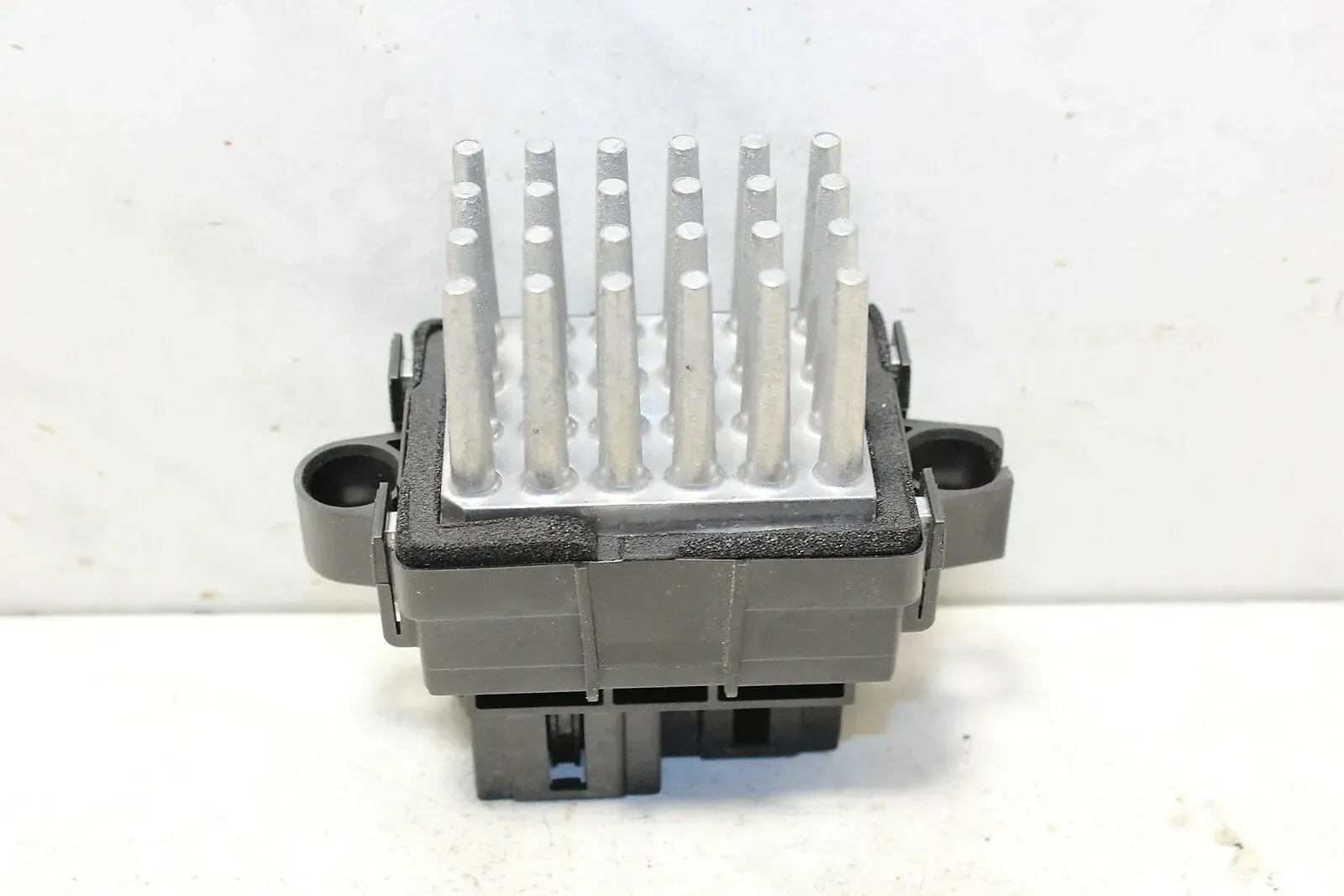 Opel Insignia Heizungswiderstand Widerstand Heizung Gebläse 15141283 - Bild 1