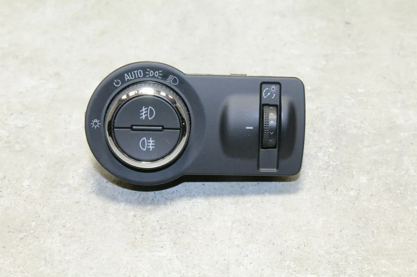 Lichtschalter Schalter NSW Nebelscheinwerfer LWR Opel Insignia 13268707 FE - Bild 1