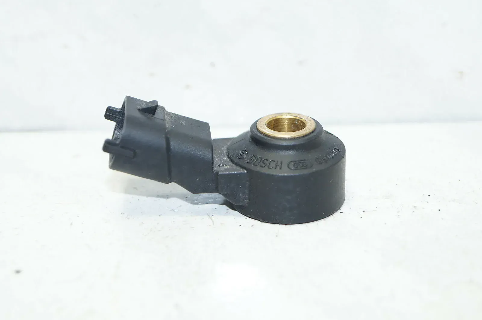 Opel Meriva A Corsa C Combo C Klopfsensor Impulsgeber Sensor 0261231173 - Bild 1