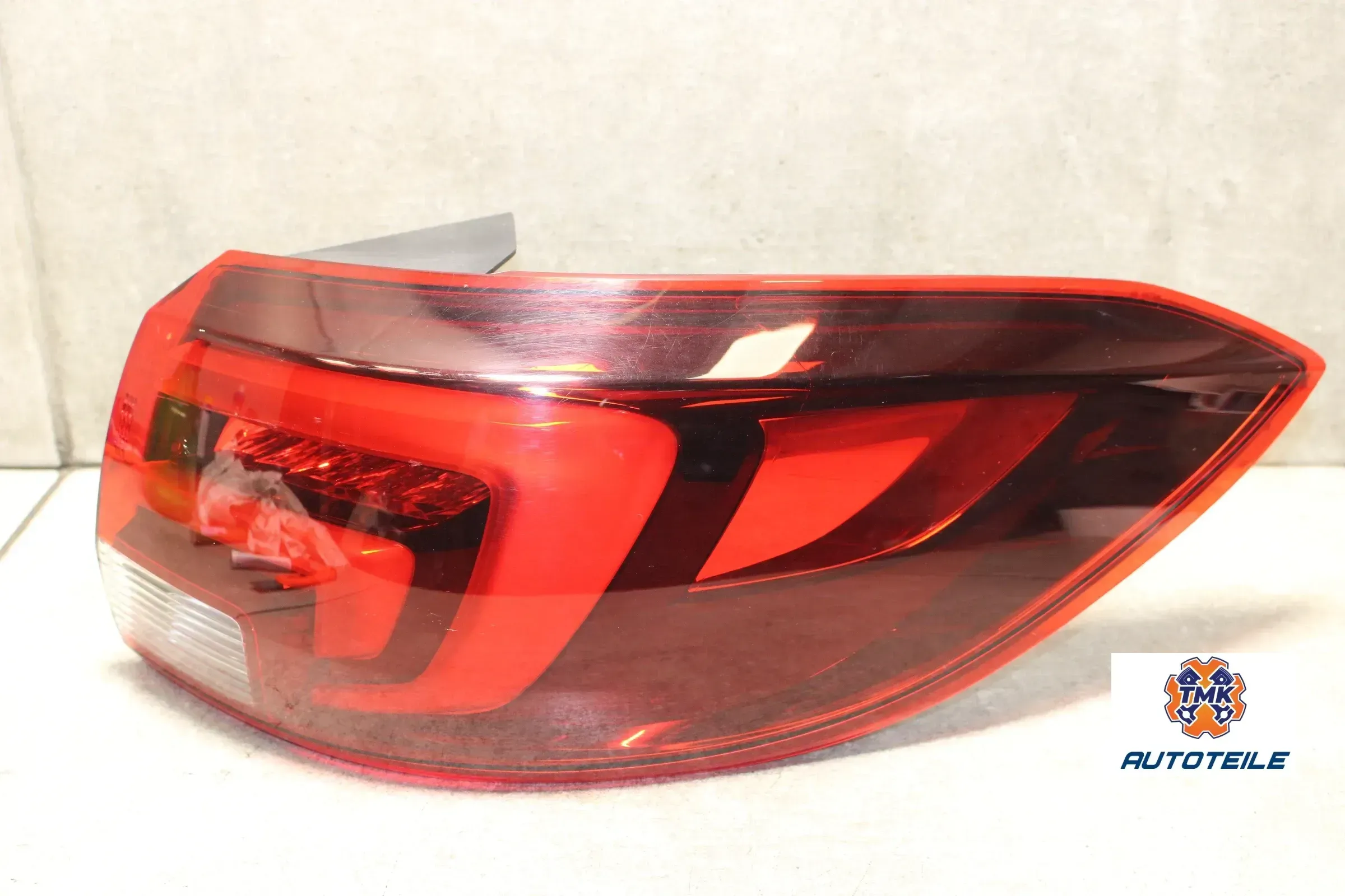 Opel Astra K Sports Tourer Rücklicht Rückleuchte Beifahrerseite rechts 39077377 - Bild 1