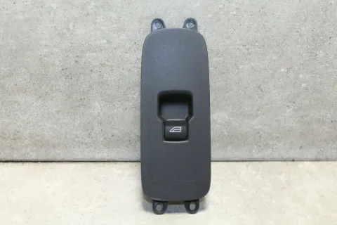Background image for Fensterheberschalter Schalter Fensterheber vorne rechts Volvo V50 30658448