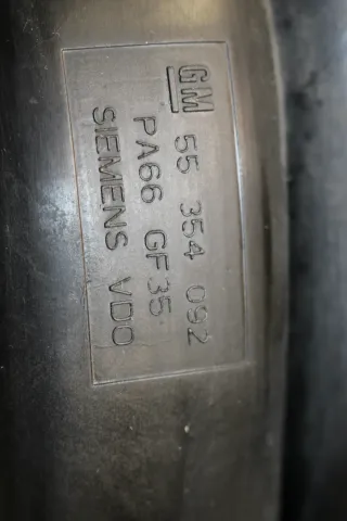 Opel Signum Vectra C Zafira B Ansaugbrücke 2.2 110 114 KW Z22YH 55354092 - Bild 3