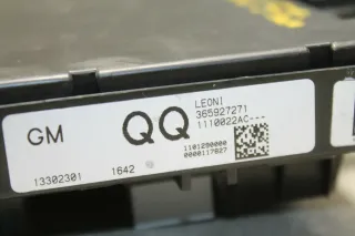 Sicherungskasten Relaiskasten Sicherungen Relais Opel Astra J 13302301 QQ - Bild 2