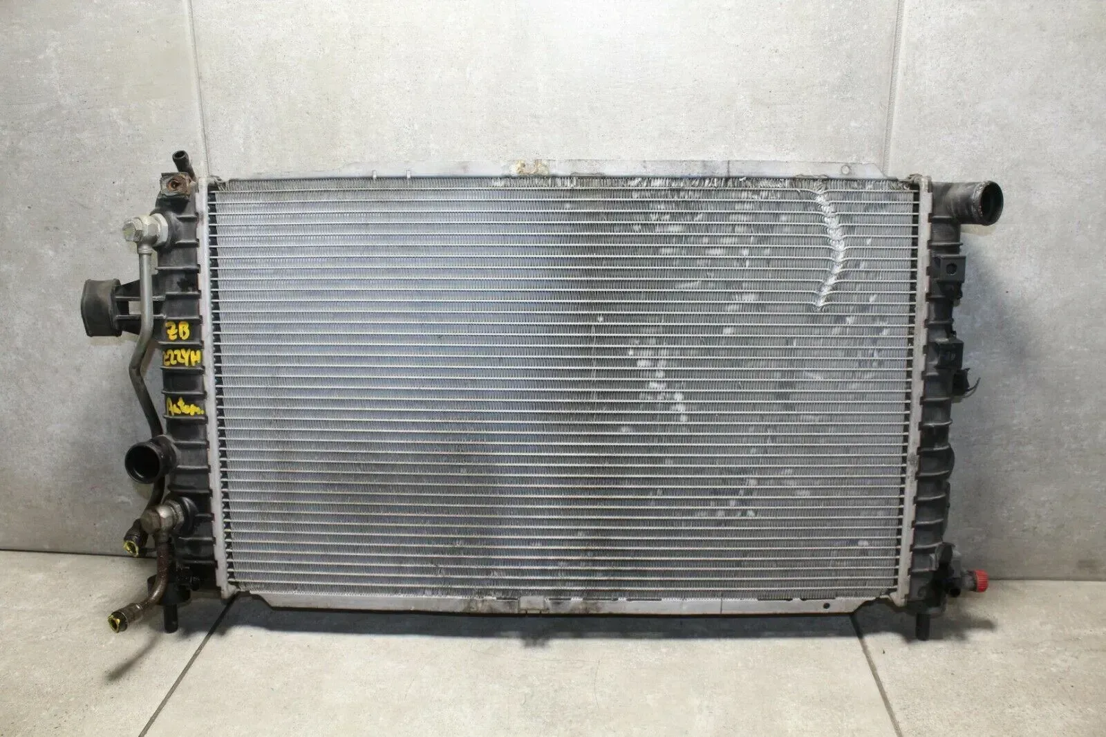 Wasserkühler Kühler Automatik Z22YH Zafira B 13156844 Opel - Bild 1