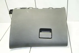 Opel Astra J Handschuhfach Staufach Ablagefach Fach 13262607 - Bild 1