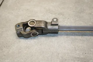 Opel Corsa E Adam Kreuzgelenk Lenksäule Lenkung Servolenkung 13430146 - Bild 2