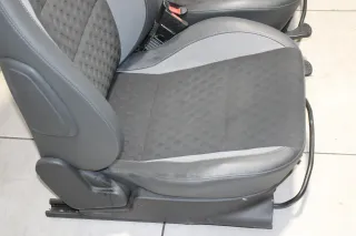 Opel Tigra B Sitzausstattung Sitz Teilleder Teilledersitze Rechts Links XXYW - Bild 4