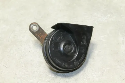 Background image for Antara Hupe Horn Signal rechts Opel 96627095