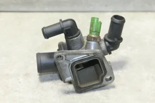 Corsa D Thermostatgehäuse Gehäuse Thermostat Z13DTJ 1,3 55 KW 55202373 - Bild 3