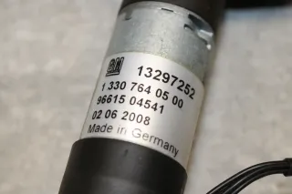 Opel Astra H TT Twintop Flap Motor Abdeckung Hutablage Hinten Rechts 13297252 - Bild 5