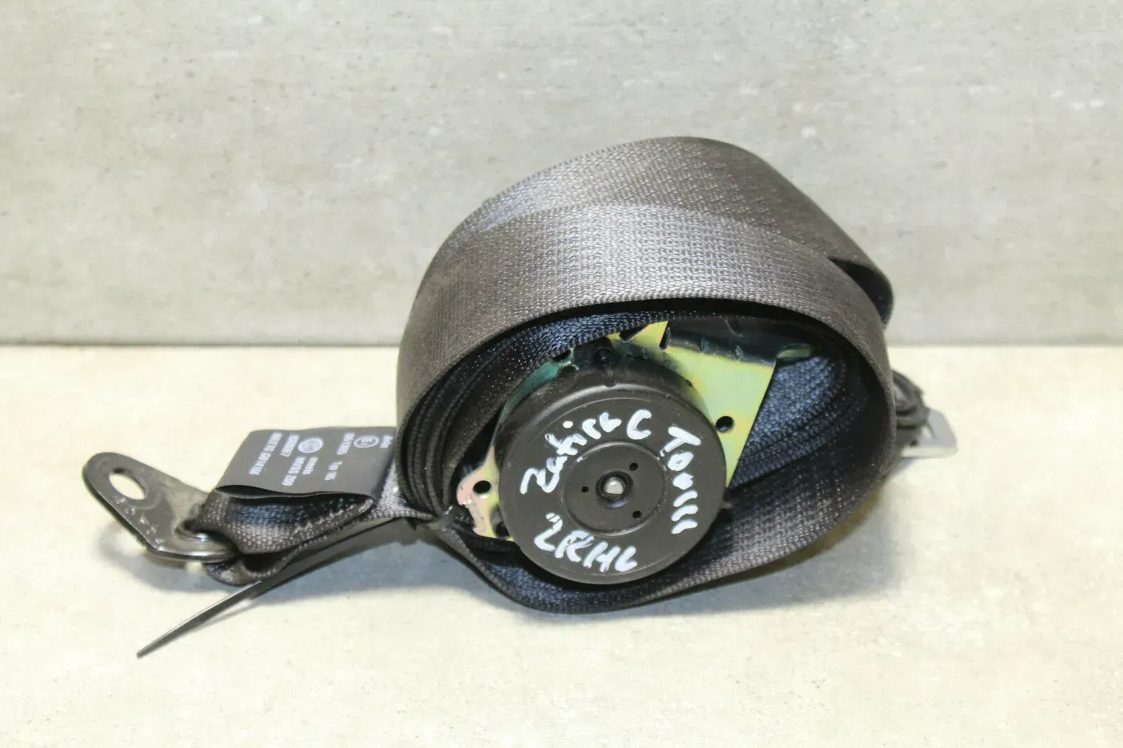 Gurt Sicherheitsgurt Anschnallgurt 2 Reihe hinten links Opel Zafira C 13332239 - Bild 1