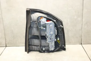 Opel Vectra C GTS Rücklicht Rückleuchte Fahrerseite links 13157646 BE - Bild 7