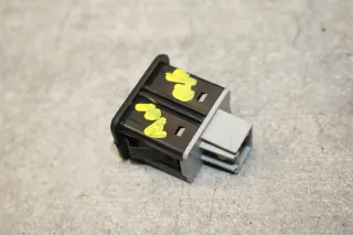 Opel Adam Corsa E Anschluss Adapter USB 20928734 - Bild 2